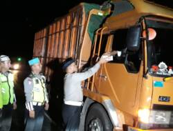 Polres Pesawaran Sahur On The Road Dalam Rangka Ops Krakatau 2019