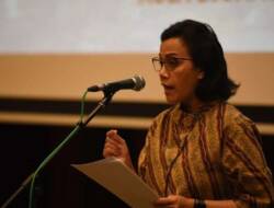 Sri Mulyani : “Ini penting Itu Penting Gaya Para Menteri Sudah Kebaca Kalau Minta Duit”