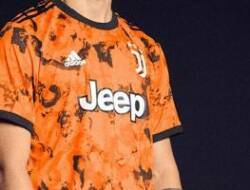 Juventus Rilis Seragam Tandang Ke-3