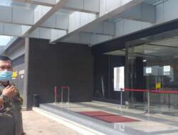 Klub Malam Lokasi Baku Hantam di Palembang Dipasangi Garis Polisi