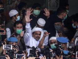 Upaya Hukum HRS ‘Lawan’ Kasus Penghasutan Kerumunan Petamburan