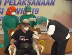 Ganjar: 285 Nakes di Jateng Tidak Hadir Vaksinasi COVID-19 Tahap I