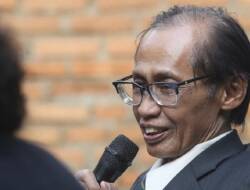 Artidjo Alkostar Meninggal, Mahfud Md: Ada Gangguan Jantung dan Paru-paru