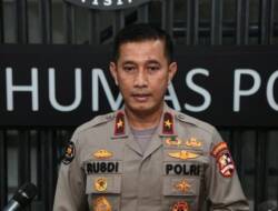 Polri Ungkap Temuan Awal Peran 2 Oknum Polisi yang Diduga Jual Senpi ke KKB