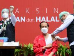 Jokowi: Bulan Puasa Vaksinasi Malam Hari, Siang di Daerah Nonmuslim