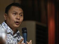 Soal Pilgub DKI, PKS Ingatkan Risma Mensos Banyak Jadi Terdakwa