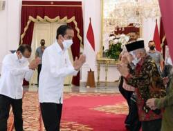 6 Hal yang Diketahui dari Pertemuan Singkat Amien Rais dkk dan Jokowi