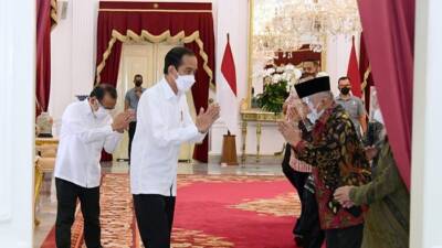 6 Hal yang Diketahui dari Pertemuan Singkat Amien Rais dkk dan Jokowi