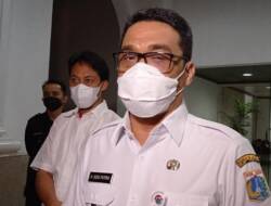 Wagub DKI Pastikan Sanksi Berat Oknum yang Terbukti Potong Dana Bansos