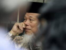 Abdullah Hehamahua: Ngabalin Lebih ‘Teroris’ ketimbang Saya
