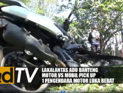 Lakalantas Adu Banteng Motor vs Pick Up Pengendara Motor alami Luka Berat