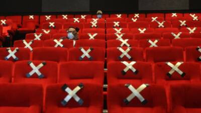 Masuk Bioskop Wajib Pakai Aplikasi PeduliLindungi