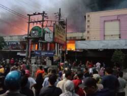 Kebakaran Landa Pasar Kroya Cilacap, Ratusan Kios Hangus