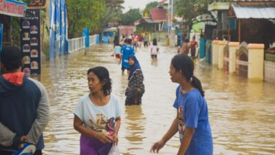Kota Depok Banjir Akibat Diguyur Hujan yang Berkepanjangan
