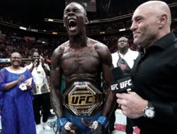 Hasil UFC 278: Israel Adesanya Sukses Kalahkan Alex Pareira