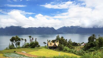 Danau Maninjau Sumatera Barat