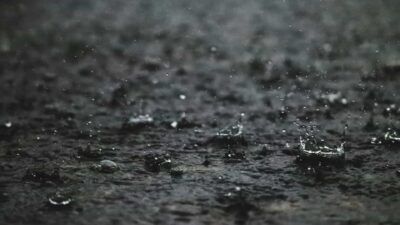 Dampak La Nina di Indonesia. Foto: Unsplash @b620