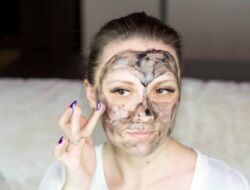 7 Cara Mengatasi Wajah Berminyak dengan Bahan-Bahan Alami