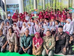 Menyelamatkan Hutan dan Satwa Lewat Edukasi Generasi Muda di Lampung
