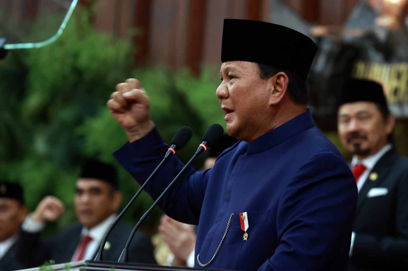 Presiden Prabowo Subianto menyampaikan pidato pertamanya di hadapan Sidang Paripurna MPR RI usai dilantik menjadi Presiden periode 2024-2029, di Gedung Nusantara MPR-DPD-DPR RI, Senayan, Jakarta, pada Minggu (20/10/2024) pagi. (Foto: Humas Setkab/Rahmat)