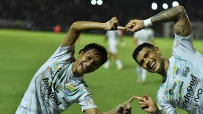 hasil semen padang vs persib bandung