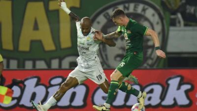 hasil persebaya vs persib