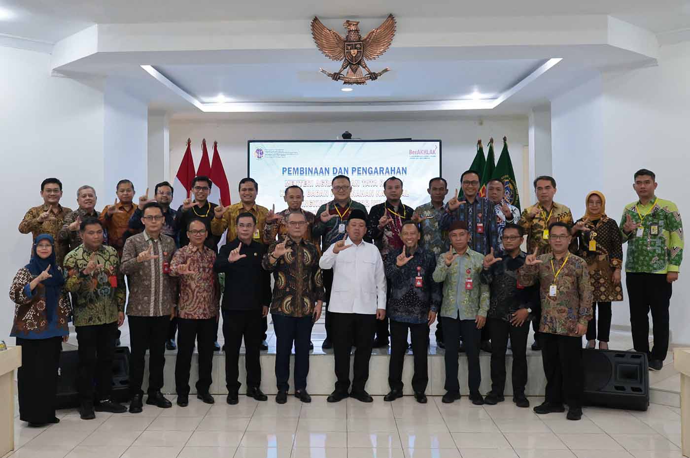 menteri atrbpn nusron wahid