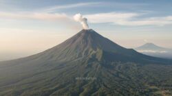 Manfaat dan fungsi gunung berapi bagi lingkungan dan kehidupan manusia.