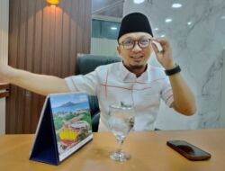 Syukron: Pengangkatan Petugas MBG Jadi Pegawai Pemerintah Disorot, Guru Honorer Dinilai Lebih Prioritas