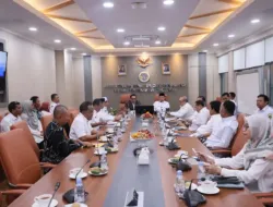 Rakor Bersama para Kepala Daerah di Kalsel, Menteri Nusron: Penentuan Lokasi LP2B Menjadi Kewenangan Daerah
