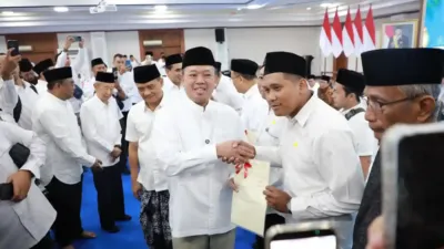 sertipikat tanah wakaf jawa tengah diserahkan menteri atr bpn